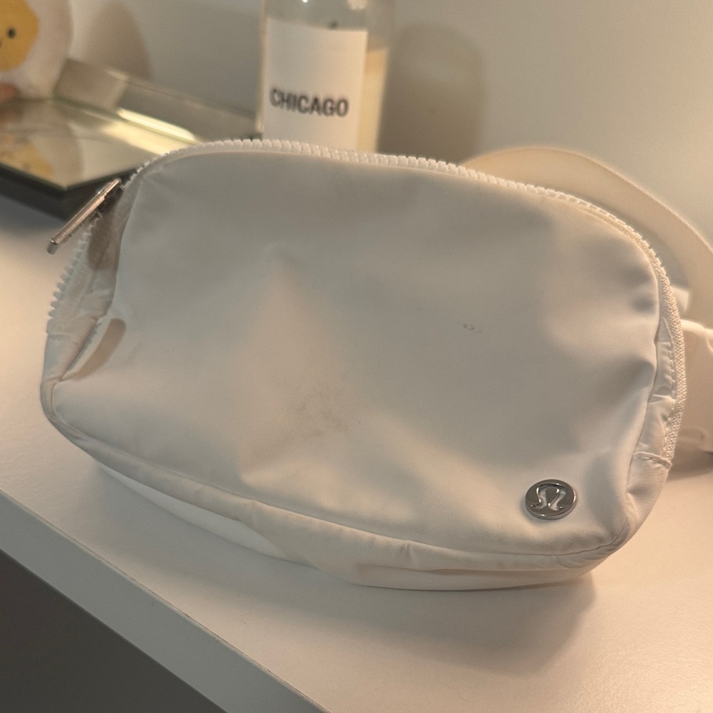 White lululemon  Silver Logo